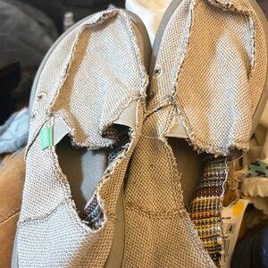 Sanuk Textured Tan Slip-Ons (girls)